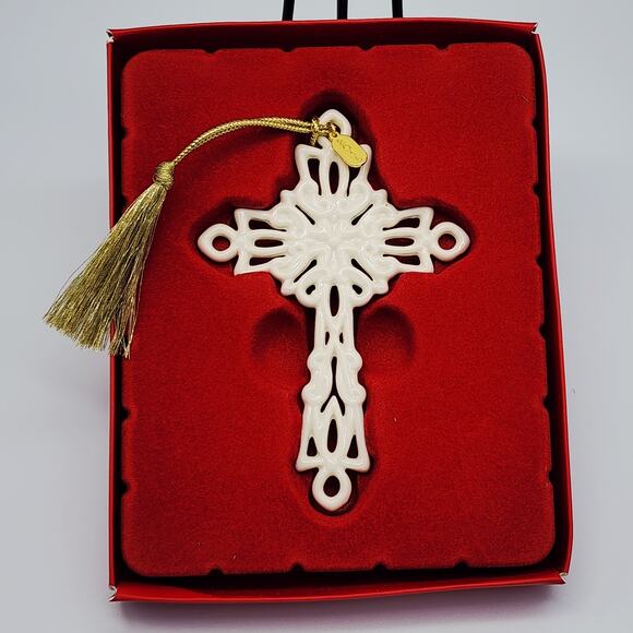 Lenox 2016 Snow Fantasies Cross Christmas Ornament w Box 859554 Excellent Cond - Picture 7 of 8